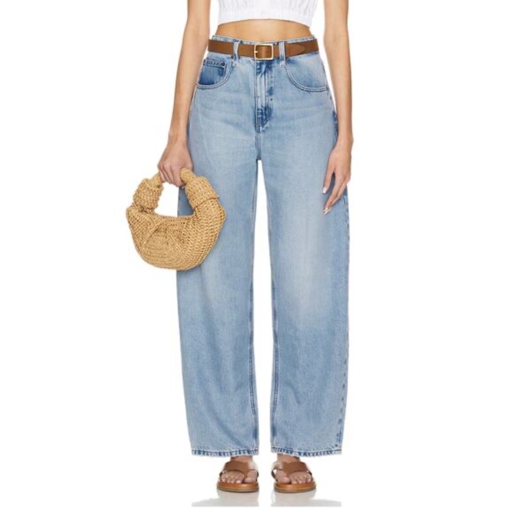 Frame Long Barrel Jeans in Divine! Size 27